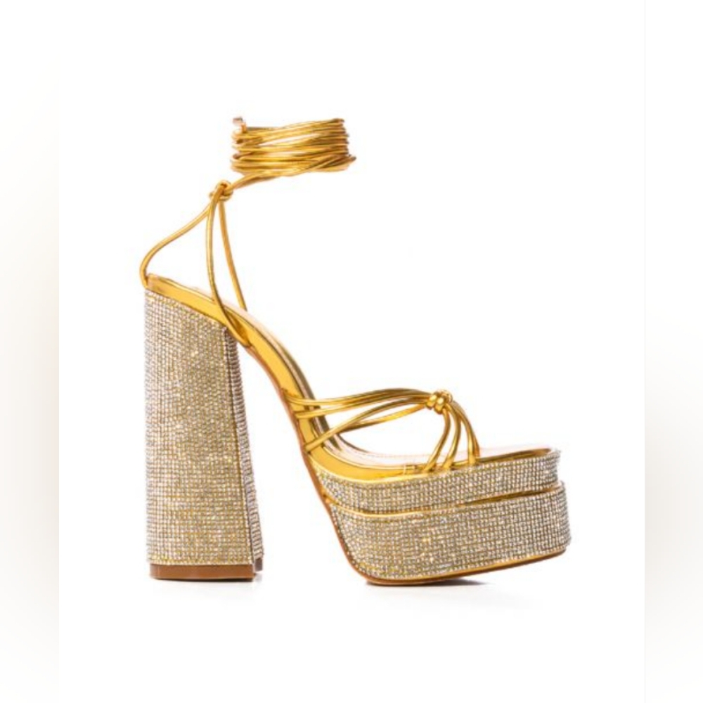 The AZALEA WANG Blaze Embellished Platform Sandal In Gold Sz. 10